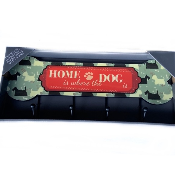 Scottie Dog Bone Shape Hook Rack Lacquer Plaque 4 Metal Hooks 7” x 16” - Picture 2 of 4